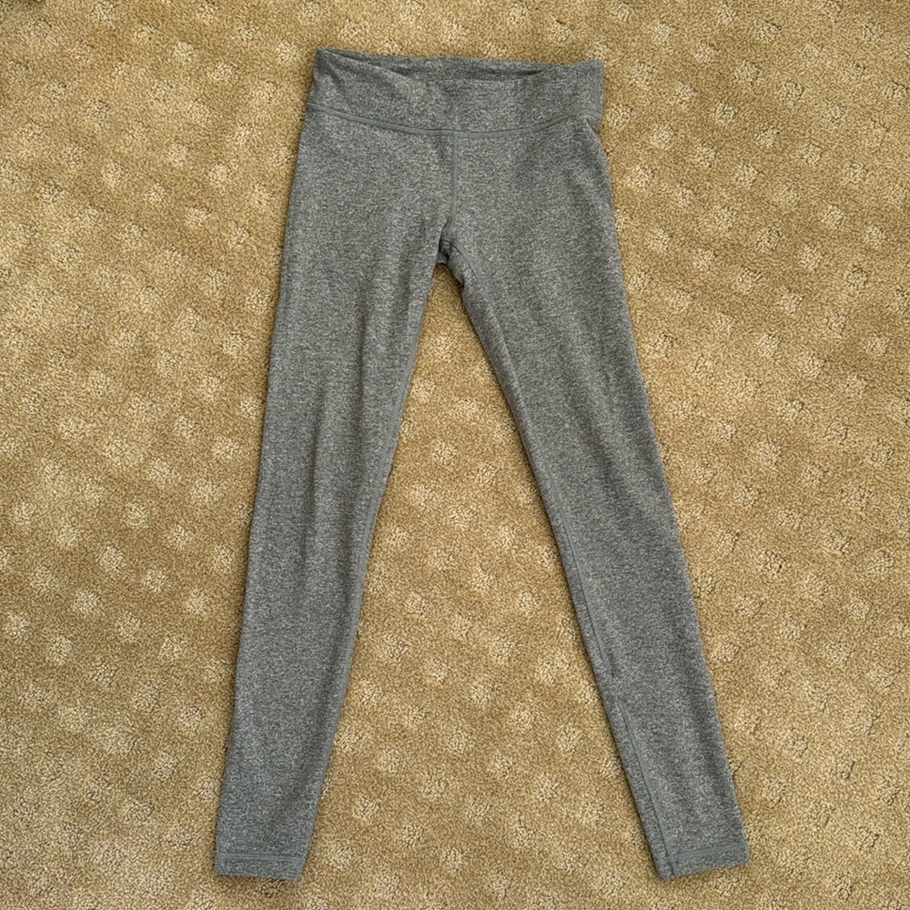Iviva Girl’s size 12 heather gray leggings